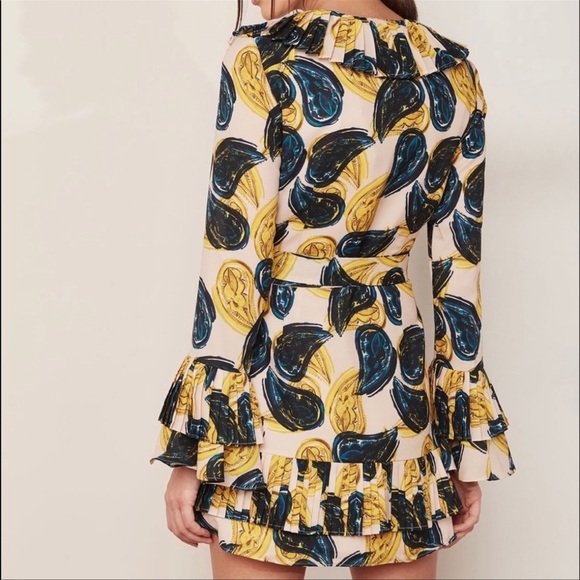 C/MEO Collective Island Time Temptation Blush Paisley Collection Wrap Dress - Picture 3 of 9